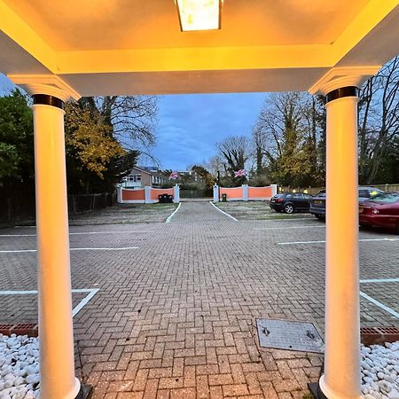 All Seasons Gatwick Guest House & Parking Horley Exterior foto