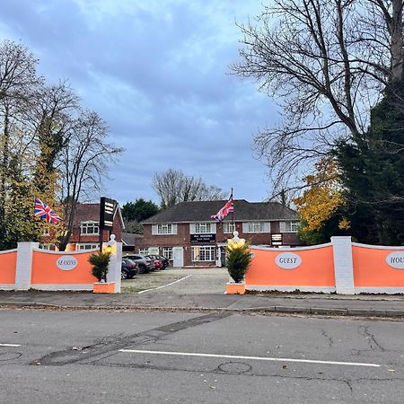 All Seasons Gatwick Guest House & Parking Horley Exterior foto